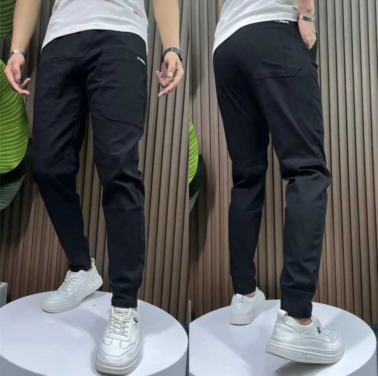 FlexiFit™ Hochelastische Freizeithosen