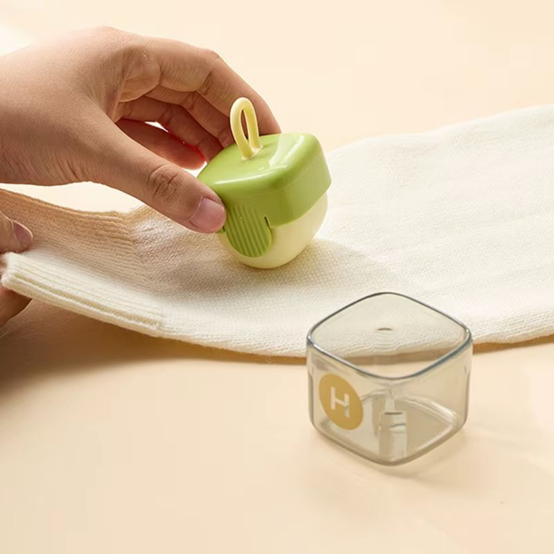 LintOff™ - Wiederverwendbare Fusselrolle (1+1 GRATIS)